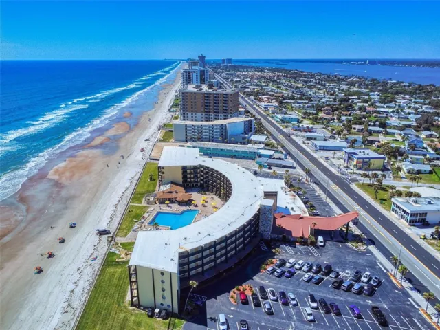Daytona Beach views and access