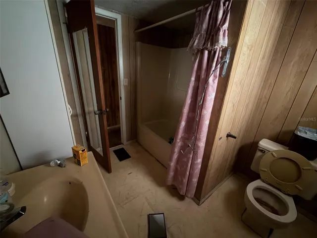 Main Bath