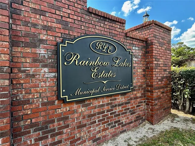 Entrance to Community