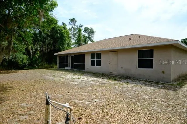 Spacious and private backyard
