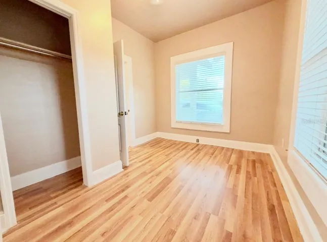 Room 1 with Closet