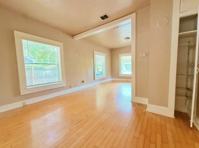 Flex Space with Storage Space
