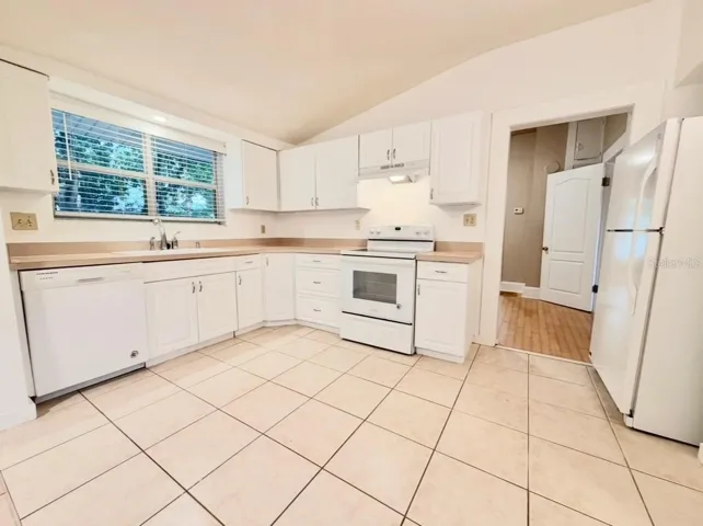 Kitchen with Dishwasher