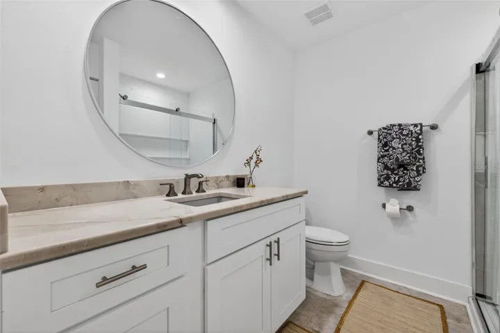 2nd Bathroom