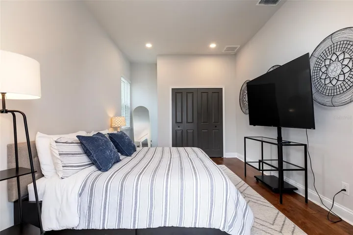 Detached Apartment - Bedroom 5