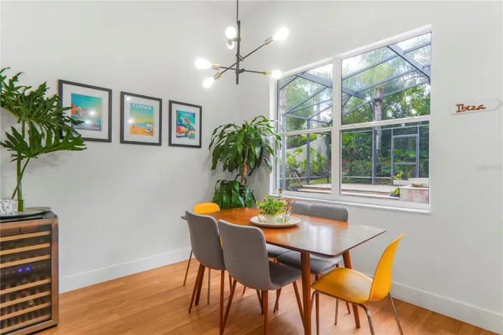 Breakfast nook
