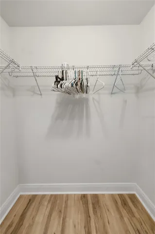 ONE OF 2 WALK-IN CLOSET