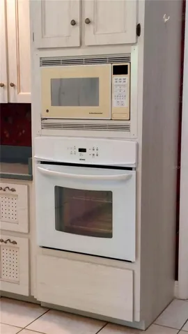 Wall Oven & Microwave