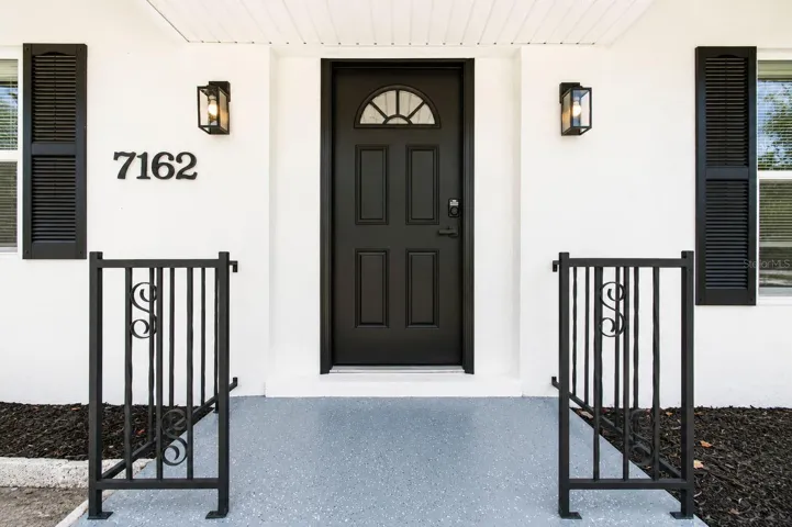 Welcoming front entry