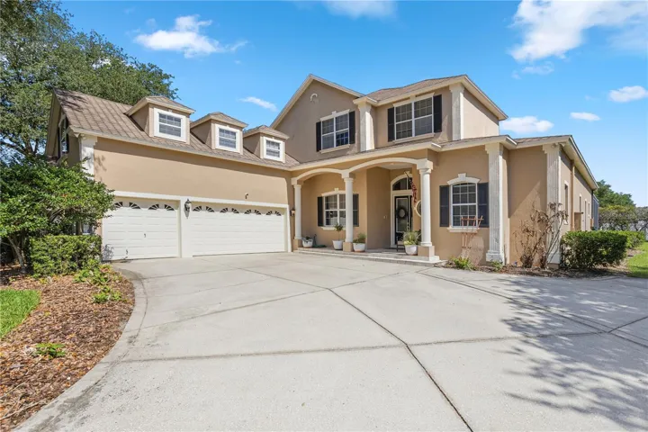 Aeriel view home on .49 acres on cul-de-sac
