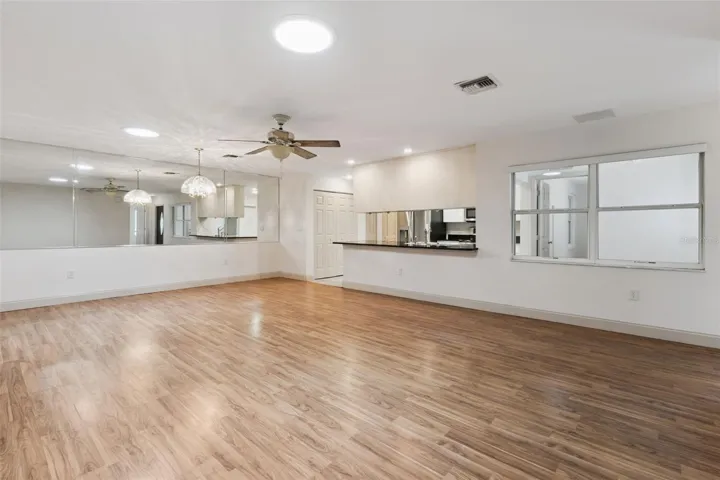 Open shared living-room, Dining room floor plan