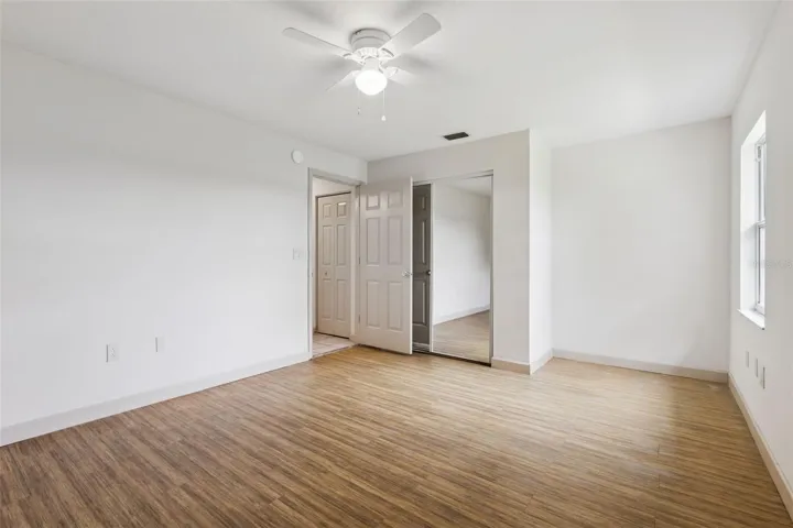 Secondary bedroom ideal for guests or family