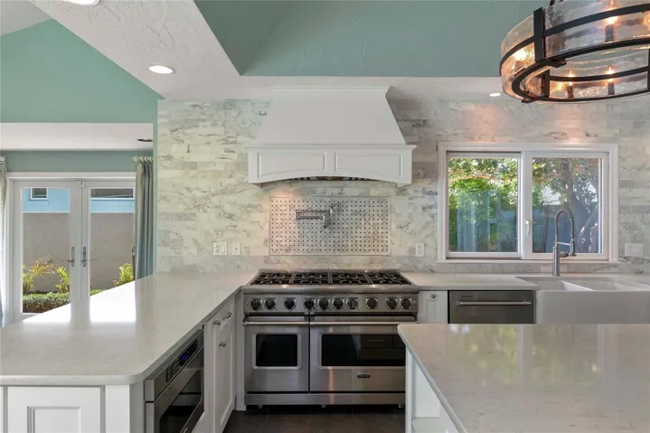 Sun Drenched Kitchen w/ Top-Of-The-Line Appliances