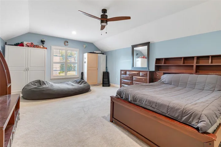 upstairs bonus room