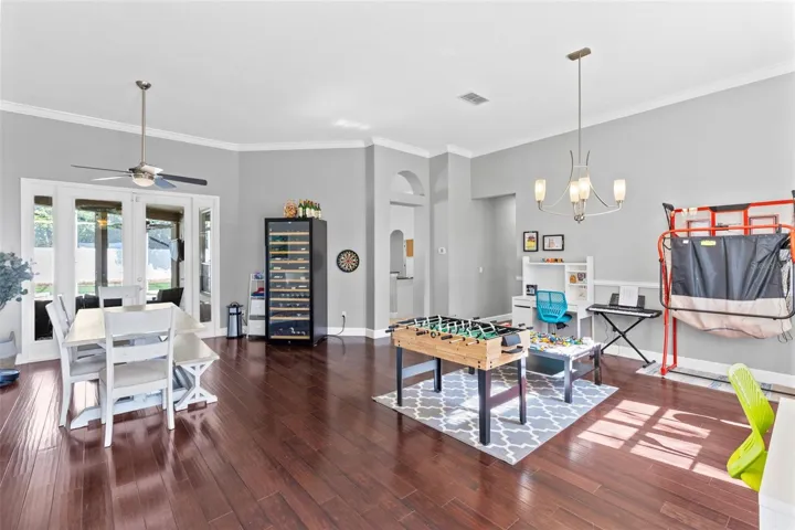 Living Room/Dining Room
