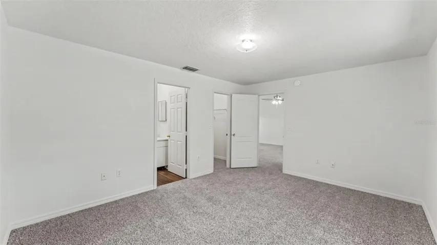 3220 Primary bedroom