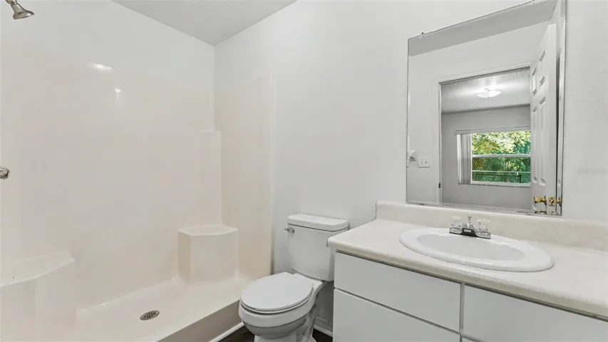 3220 Primary bathroom