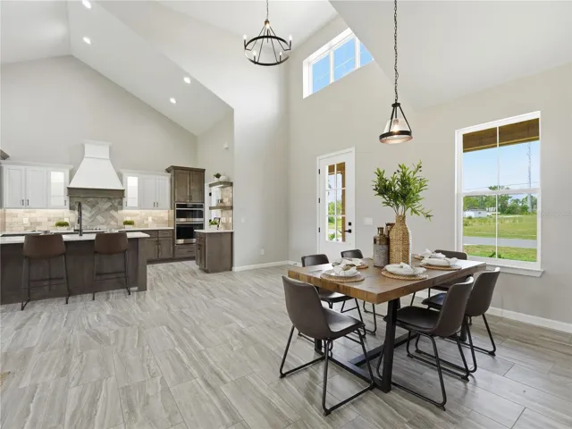 Kitchen/Dining View