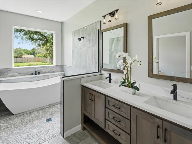Owner's Suite Bath