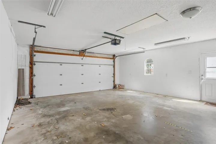 2 Car Garage