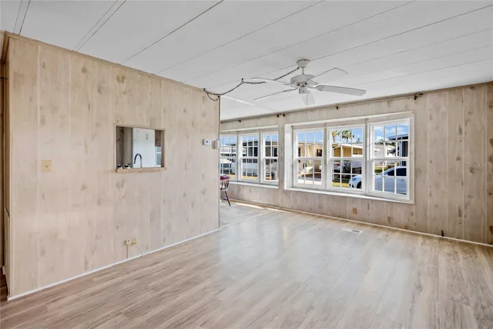 Living has new flooring.
