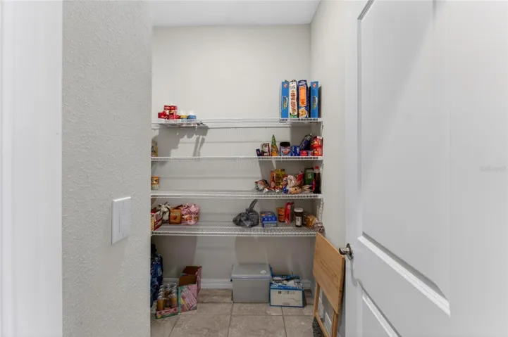 Walkin pantry