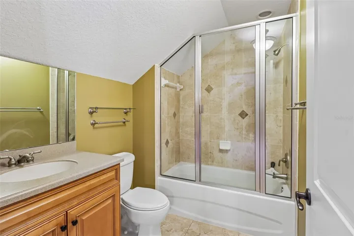 4TH BEDROOM BATH