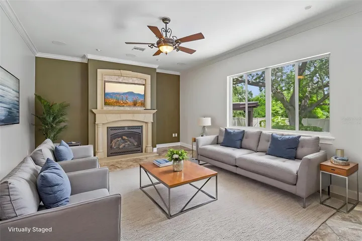 VIRTUALLY STAGED        FAMILY ROOM
