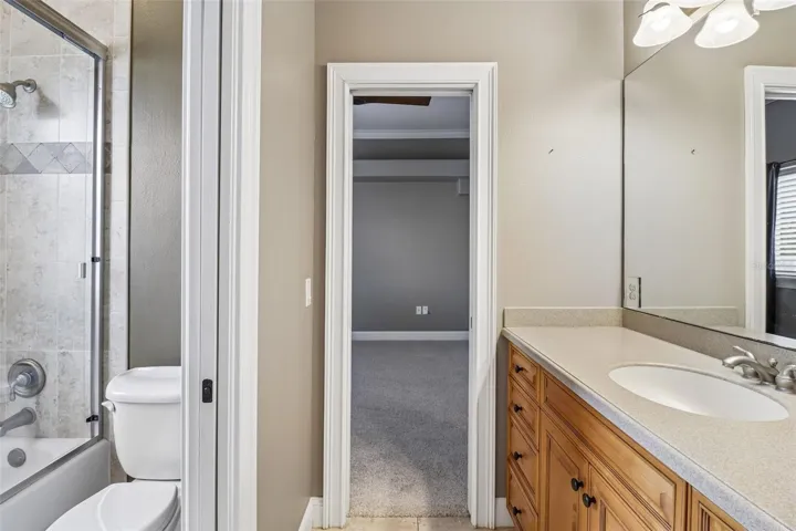 JACK N JILL BATHROOM