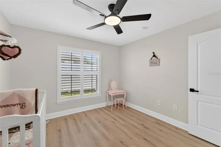 Guest bedroom 3