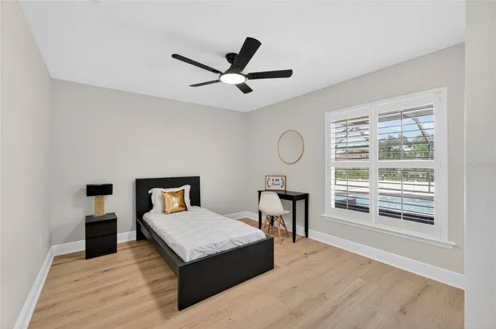 Guest bedroom 1