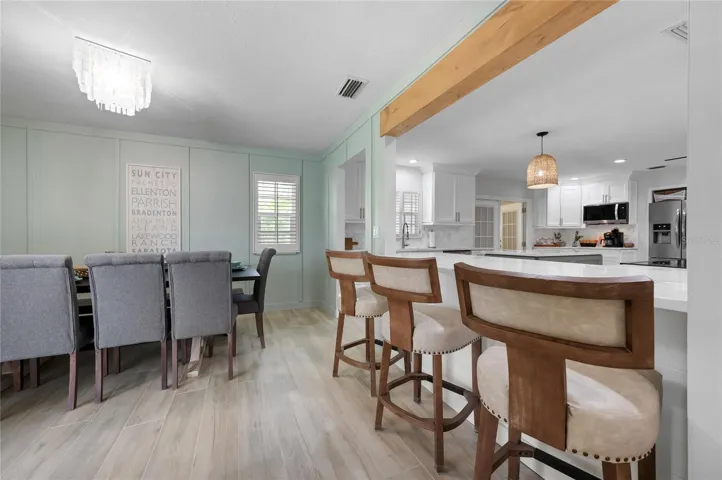 Dining Room and Bar