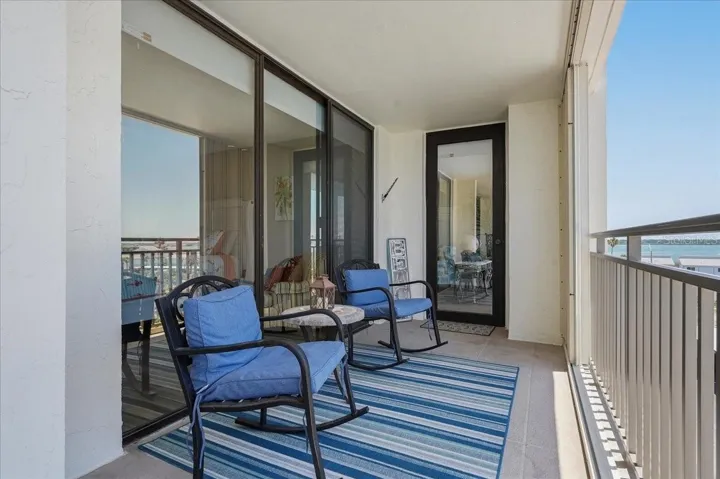 PRIVATE BALCONY