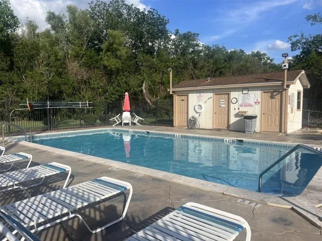 Club House Pool
