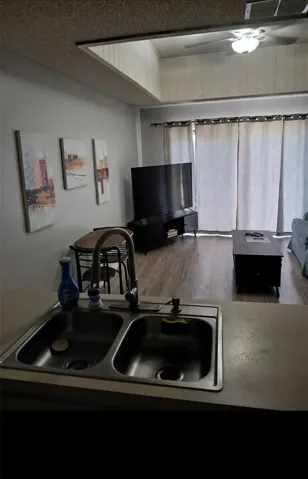 Living Kitchen Bar
