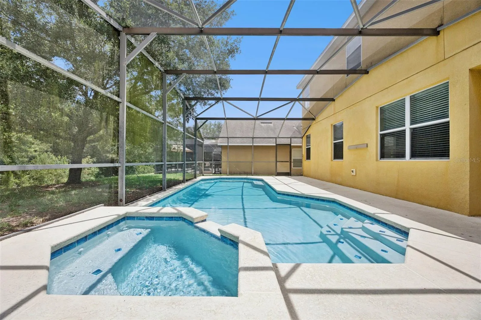 Pool &amp; Spa