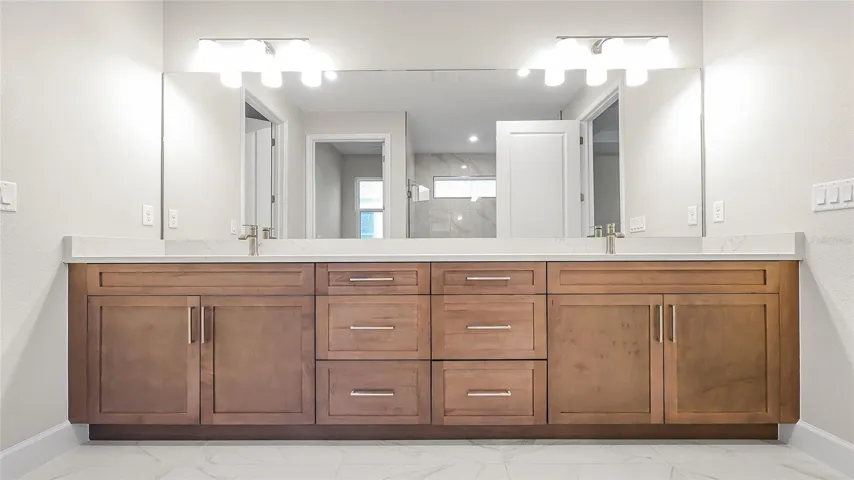 Owner's Bath