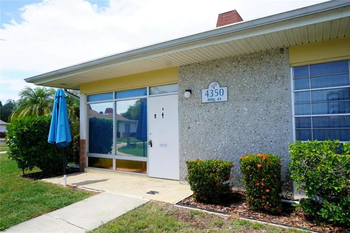 4350 Tahitian Gardens #E