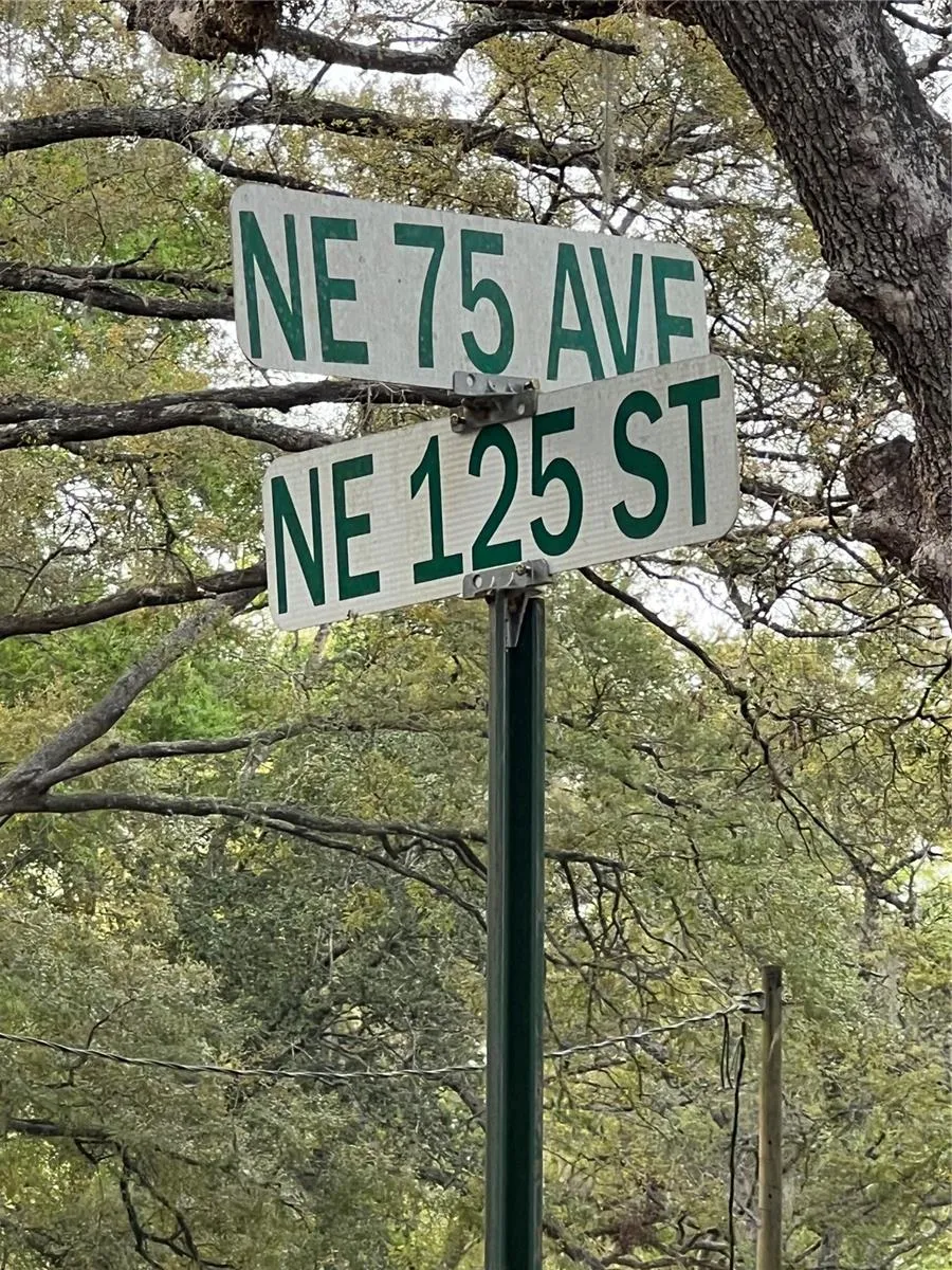 NE 75th Av &amp; NE 125th St Intersection