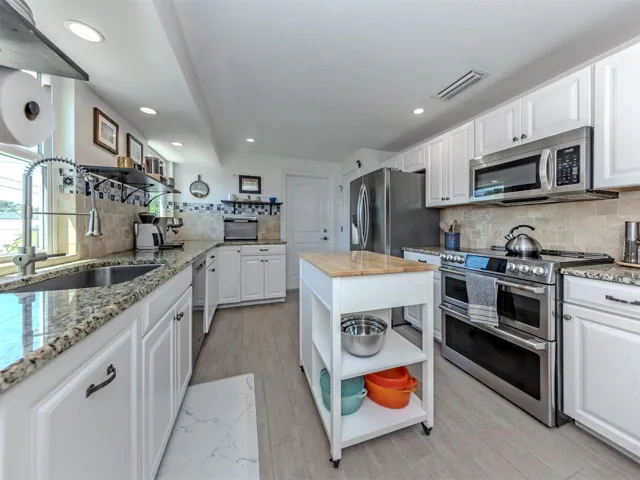 Extra large kitchen