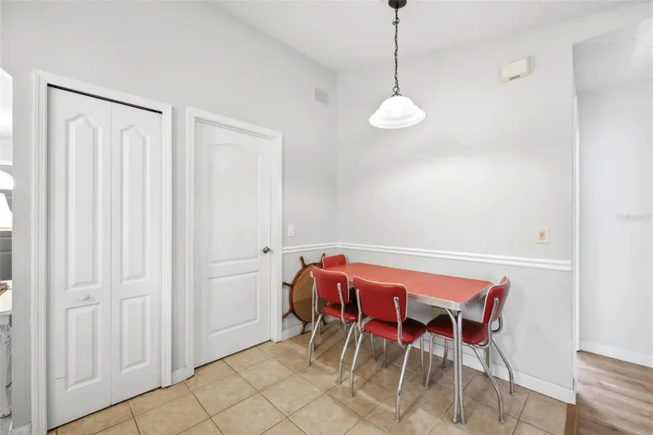 Breakfast Nook