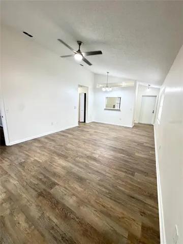 Light and bright  Living Room