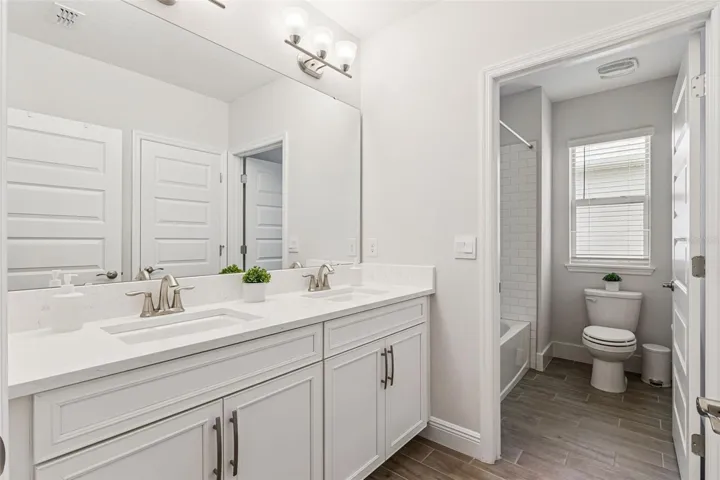 Upstairs Guest Bath