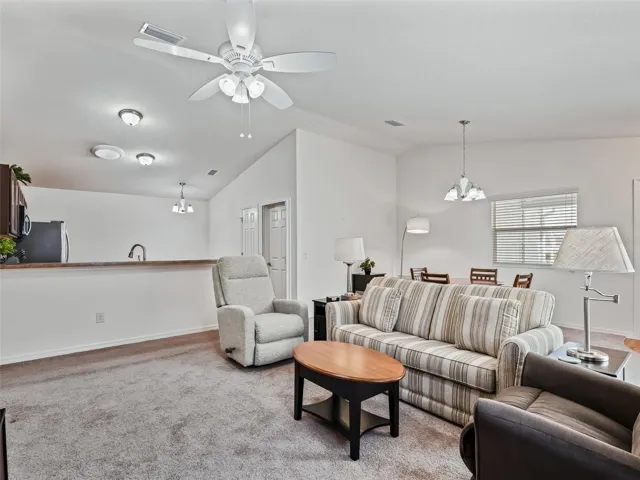 15 x 13 Living area
