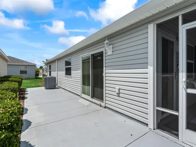 Side Patio w/Access to Dining & Living Area