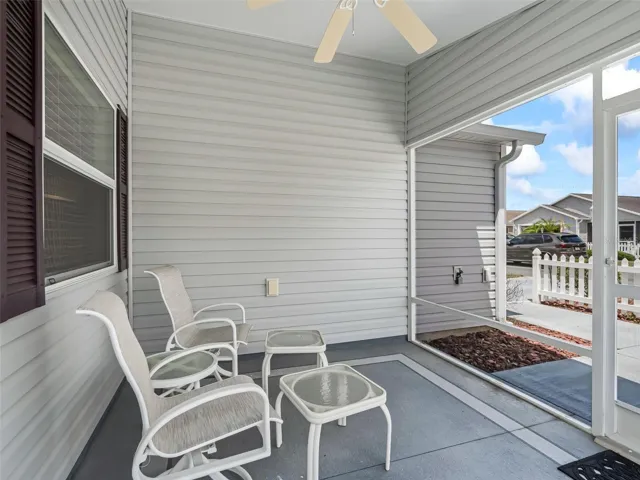 11 x 10 Front Screened Lanai