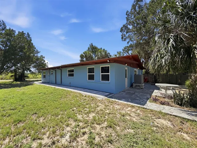 A LARGE DOUBLE LOT.