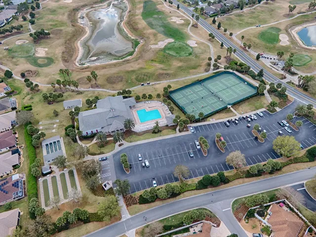 LARGO POOL AND RECREATION CENTER CLOSE BY.