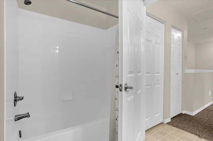 Shower Bathroom 2