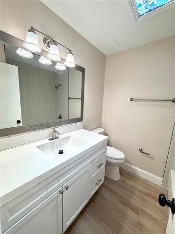 2nd Bathroom